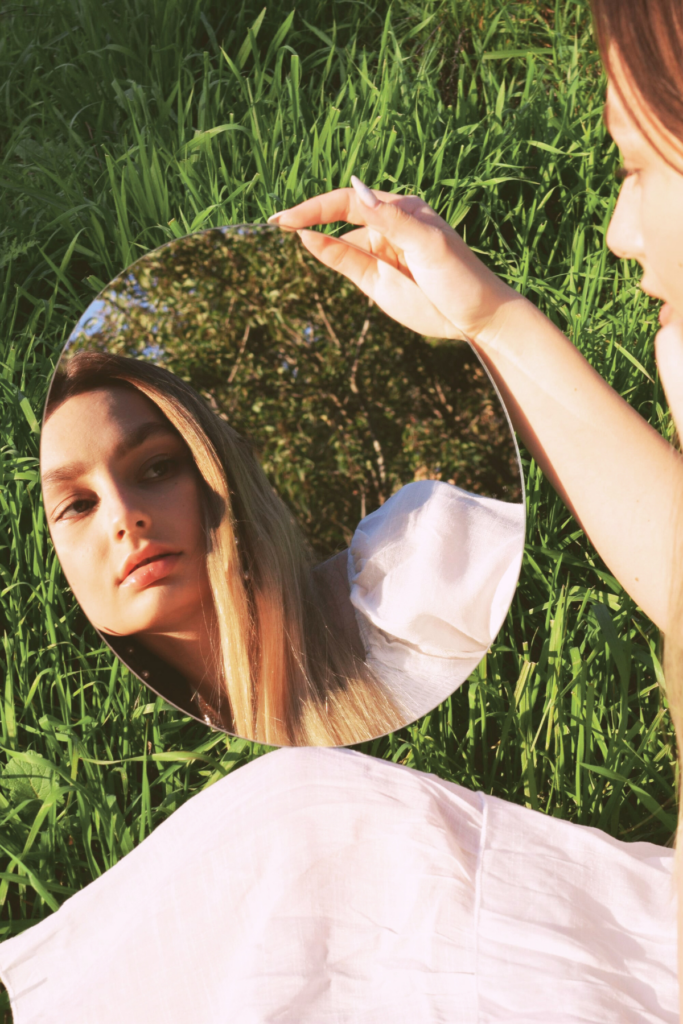 A book to help a woman rebuild her life after getting divorced